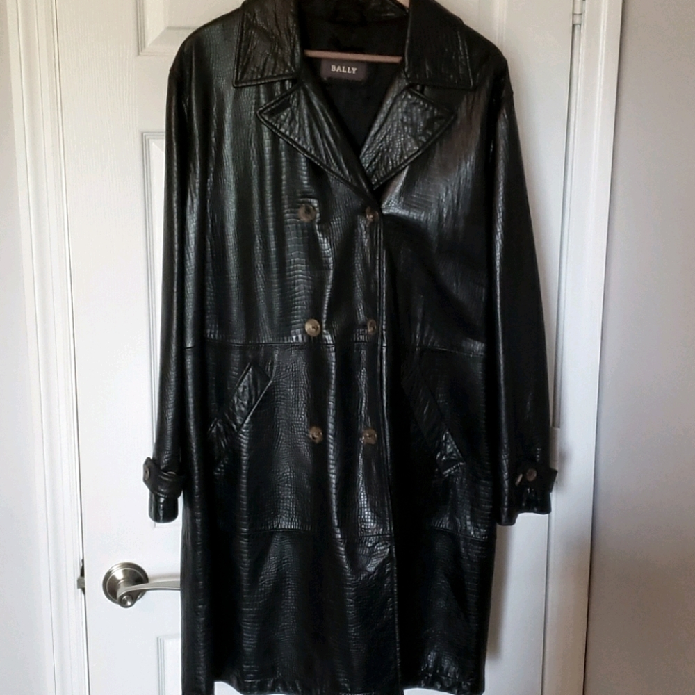 Bally Italian leather solid black trench coat